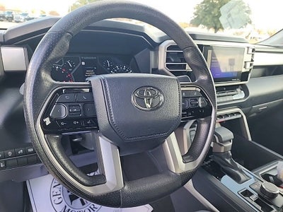 2022 Toyota Tundra 4WD SR5