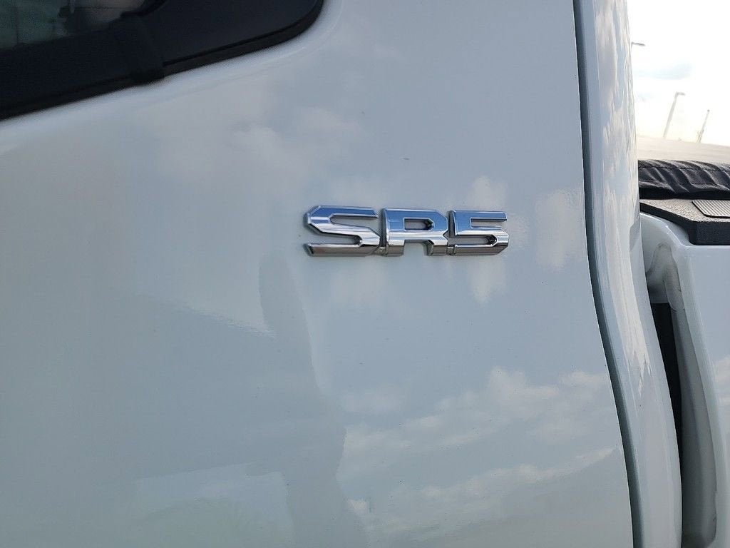 2022 Toyota Tundra 4WD SR5