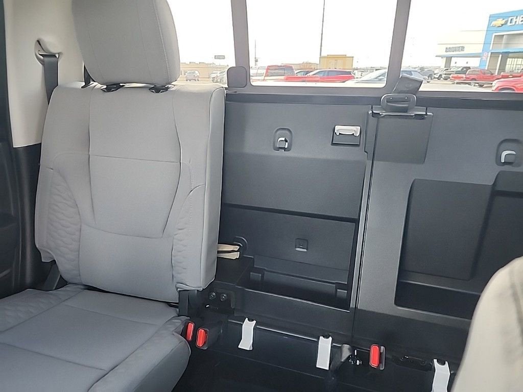 2022 Toyota Tundra 4WD SR5