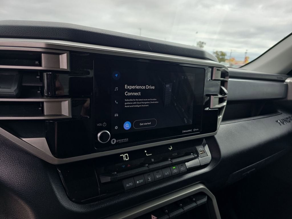 2023 Toyota Tundra 4WD SR5