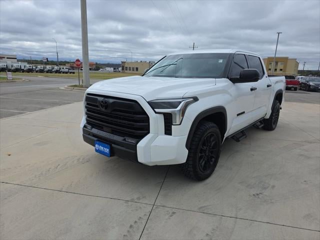 2023 Toyota Tundra 4WD SR5