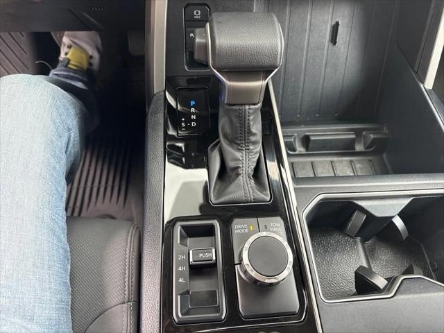 2023 Toyota Tundra 4WD SR5