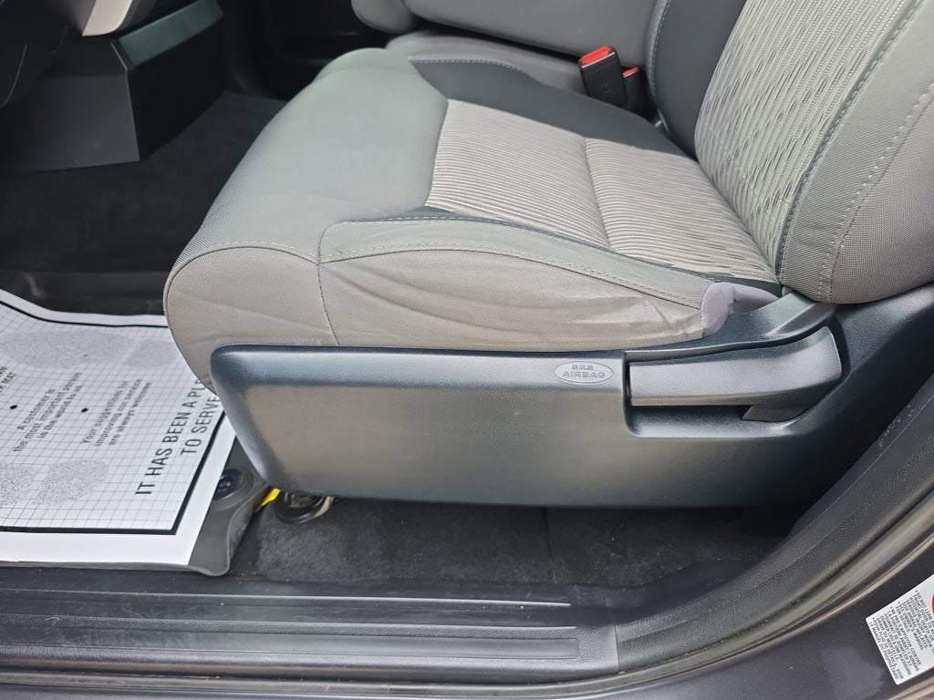 2017 Toyota Tundra 4WD SR5