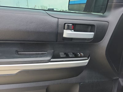 2017 Toyota Tundra 4WD SR5