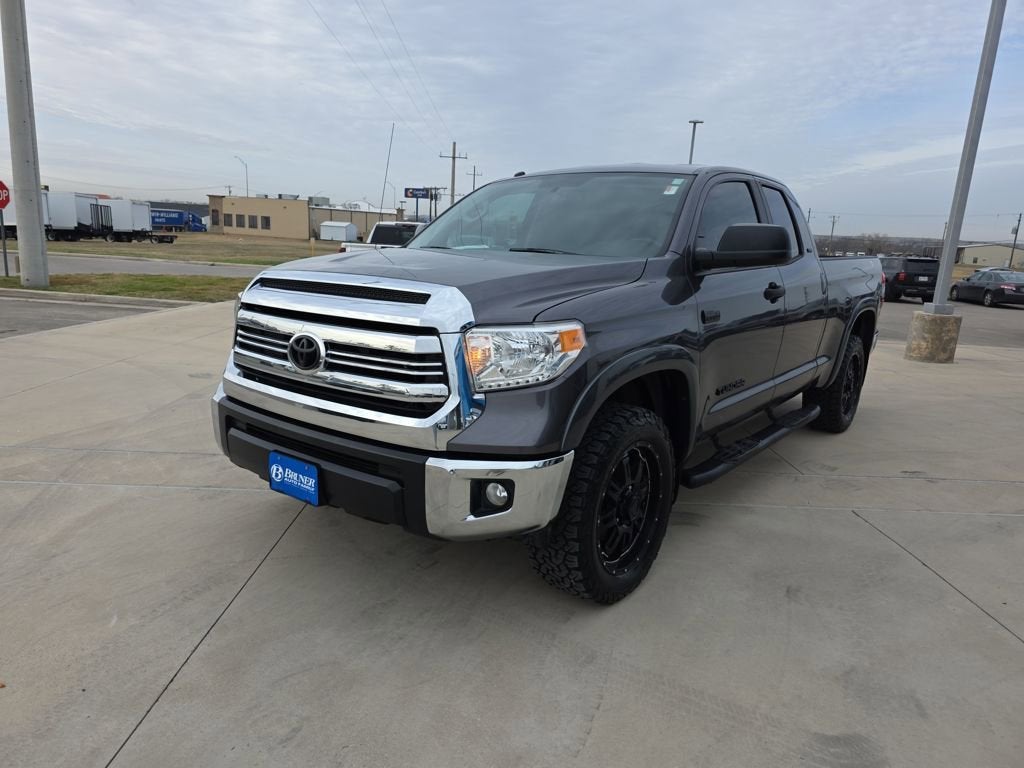 2017 Toyota Tundra 4WD SR5