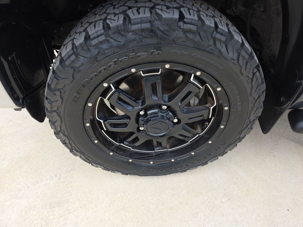 2017 Toyota Tundra 4WD SR5