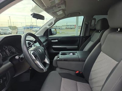 2017 Toyota Tundra 4WD SR5