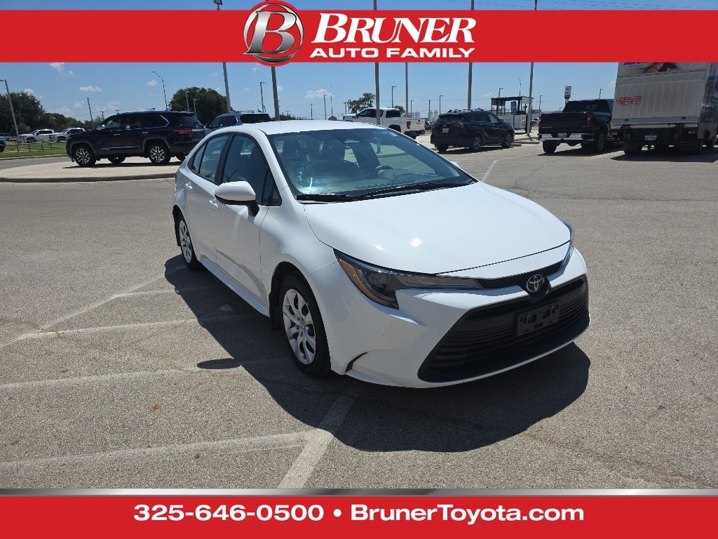 2026 Toyota Corolla LE