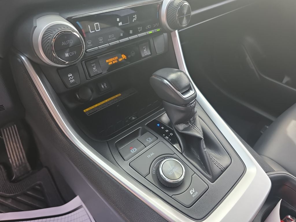 2019 Toyota RAV4 Hybrid XSE