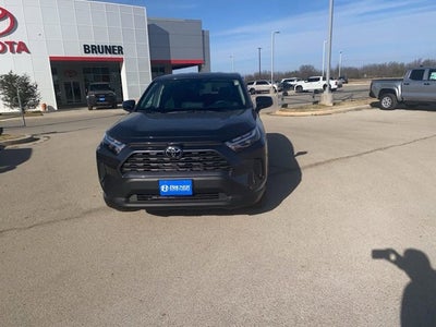 2025 Toyota RAV4 LE