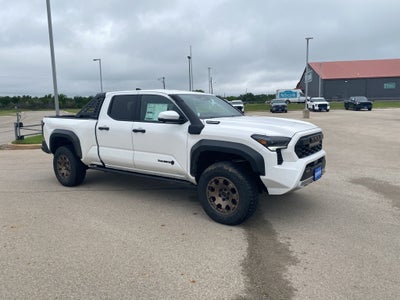 2026 Toyota Tacoma i-FORCE MAX Trailhunter