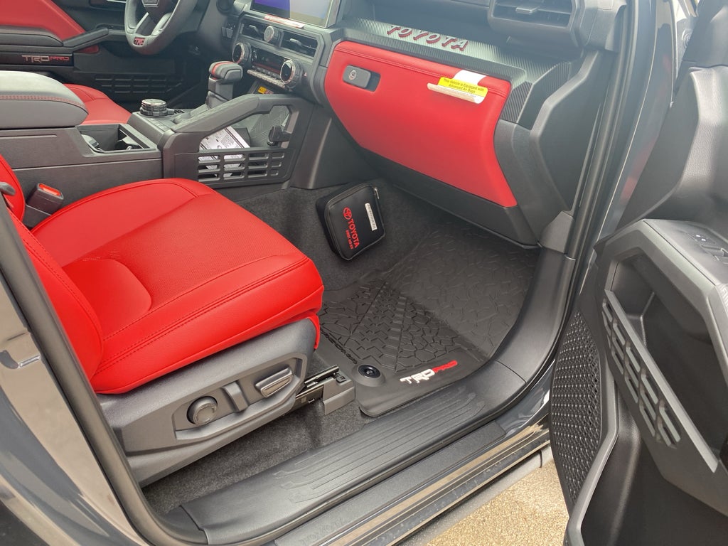 2026 Toyota Tacoma i-FORCE MAX TRD Pro