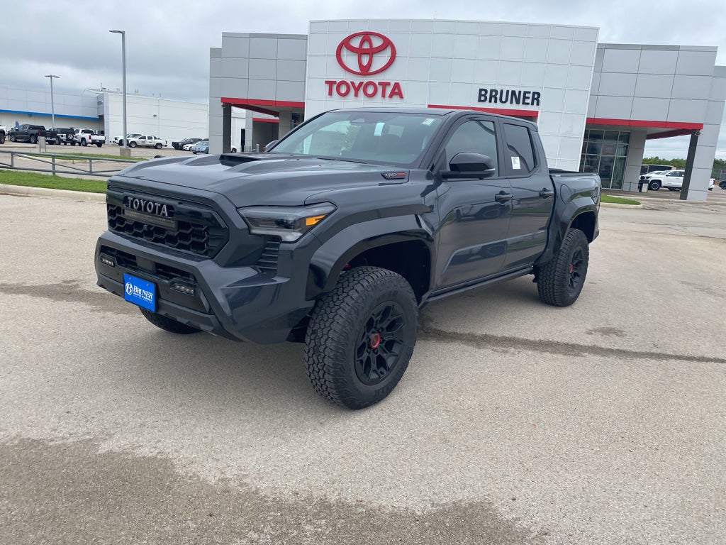 2026 Toyota Tacoma i-FORCE MAX TRD Pro