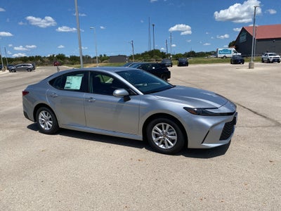 2026 Toyota Camry Hybrid LE