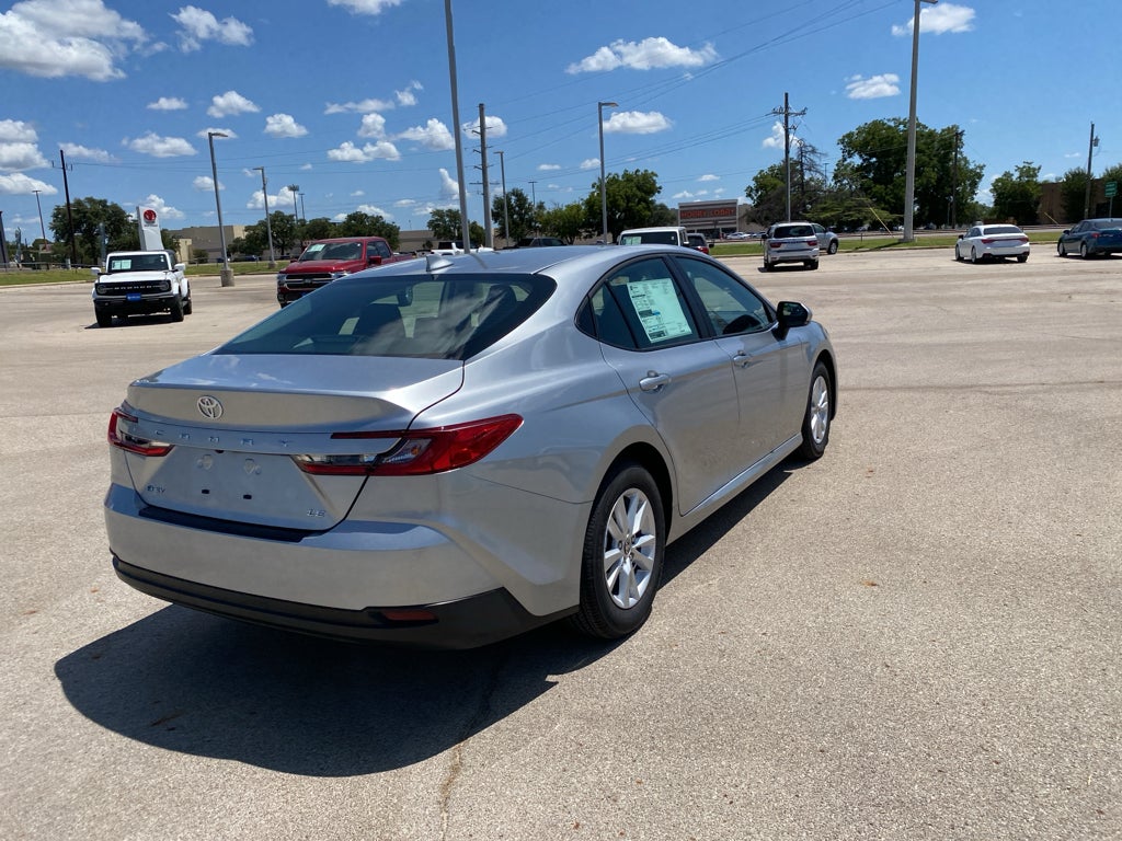 2026 Toyota Camry Hybrid LE