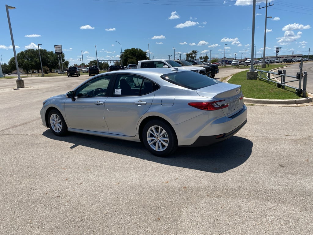 2026 Toyota Camry Hybrid LE