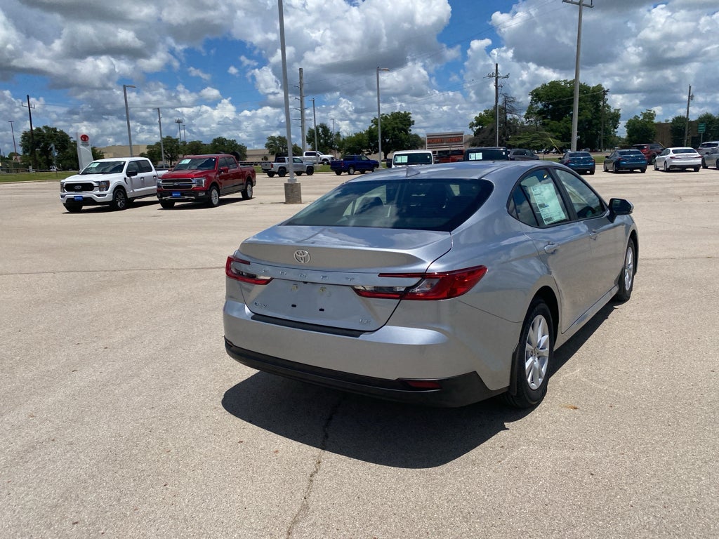 2026 Toyota Camry Hybrid LE