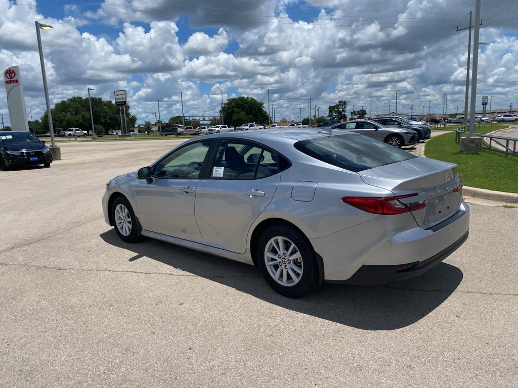 2026 Toyota Camry Hybrid LE