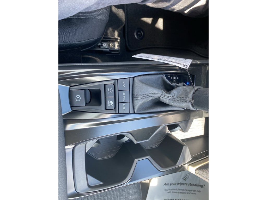 2026 Toyota Camry Hybrid LE