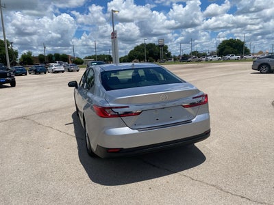 2026 Toyota Camry Hybrid LE
