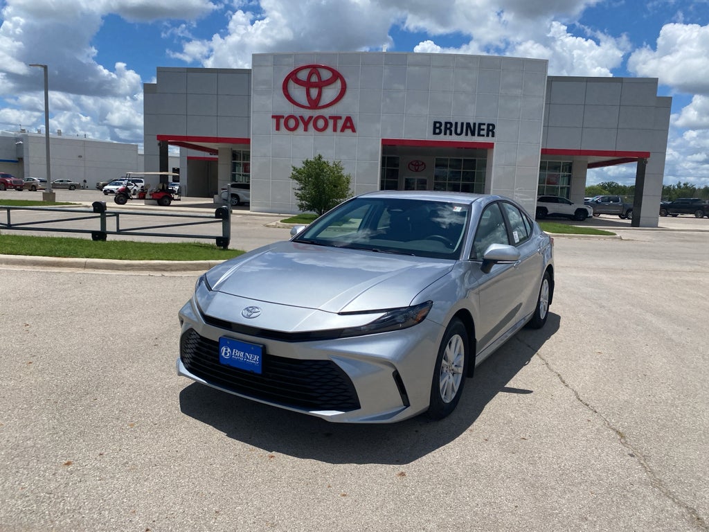 2026 Toyota Camry Hybrid LE