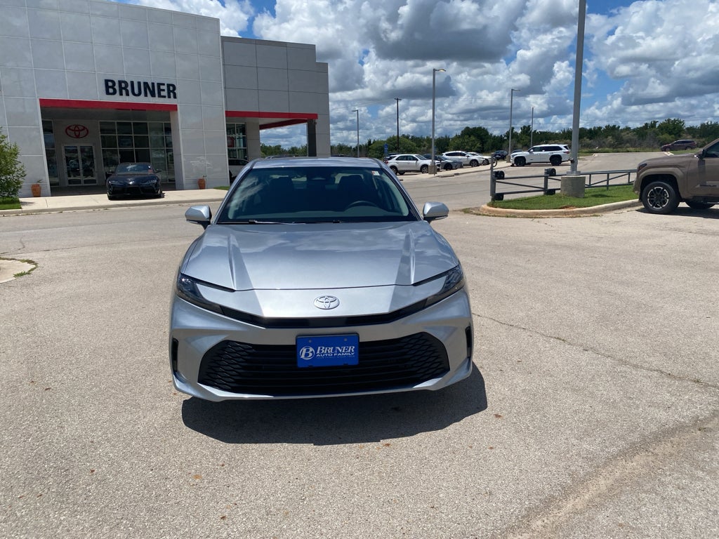 2026 Toyota Camry Hybrid LE