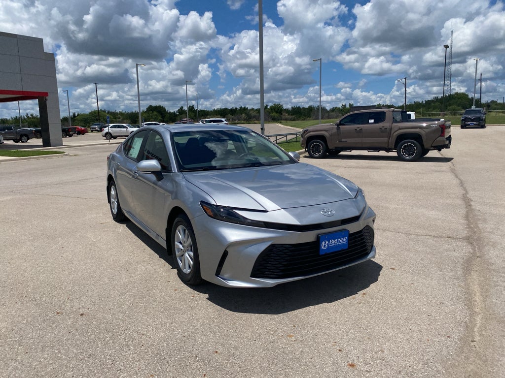 2026 Toyota Camry Hybrid LE