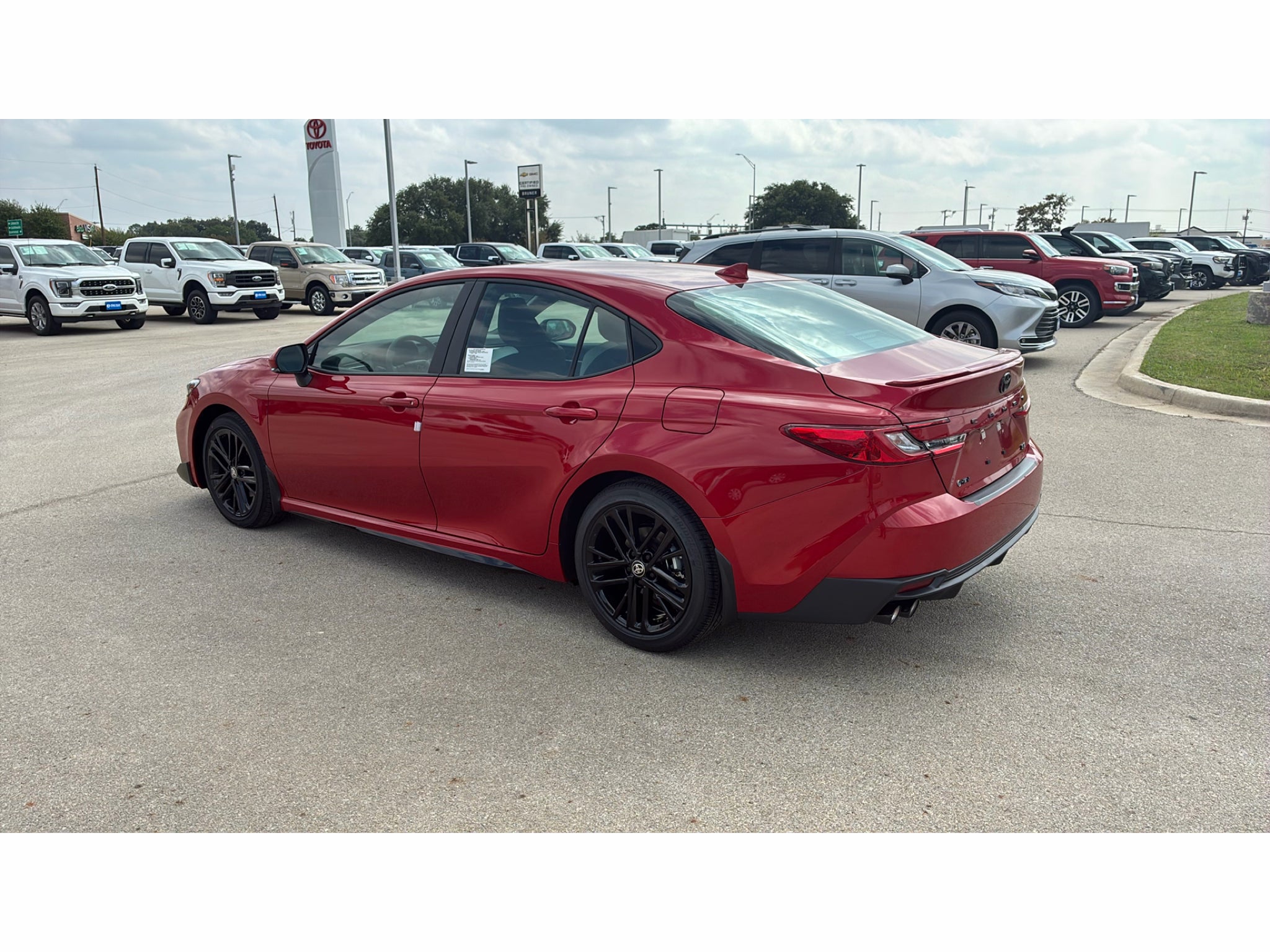 2026 Toyota Camry SE