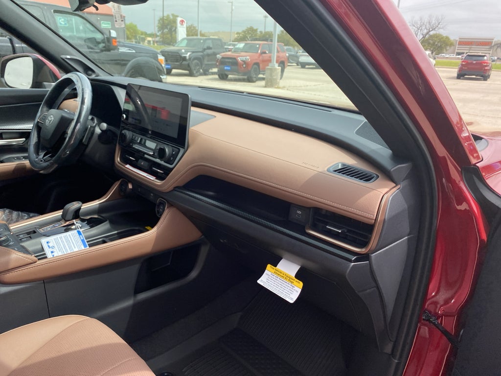 2026 Toyota Grand Highlander Hybrid MAX Platinum