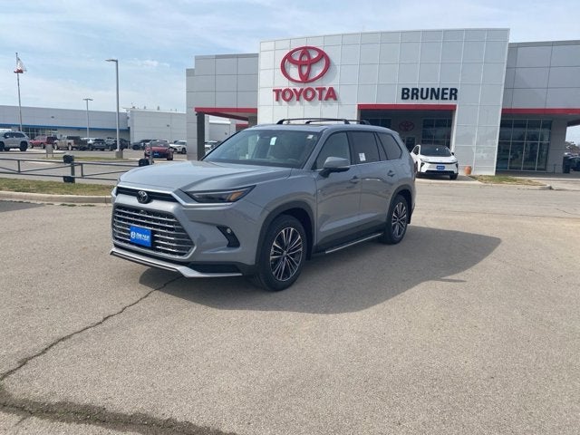 2026 Toyota Grand Highlander Hybrid MAX Platinum