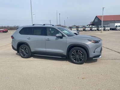 2026 Toyota Grand Highlander Hybrid MAX Platinum