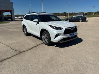 2026 Toyota Highlander Platinum