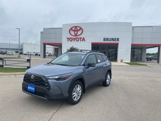 2026 Toyota Corolla Cross LE