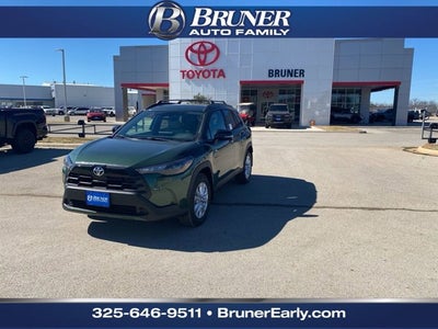 2026 Toyota Corolla Cross LE