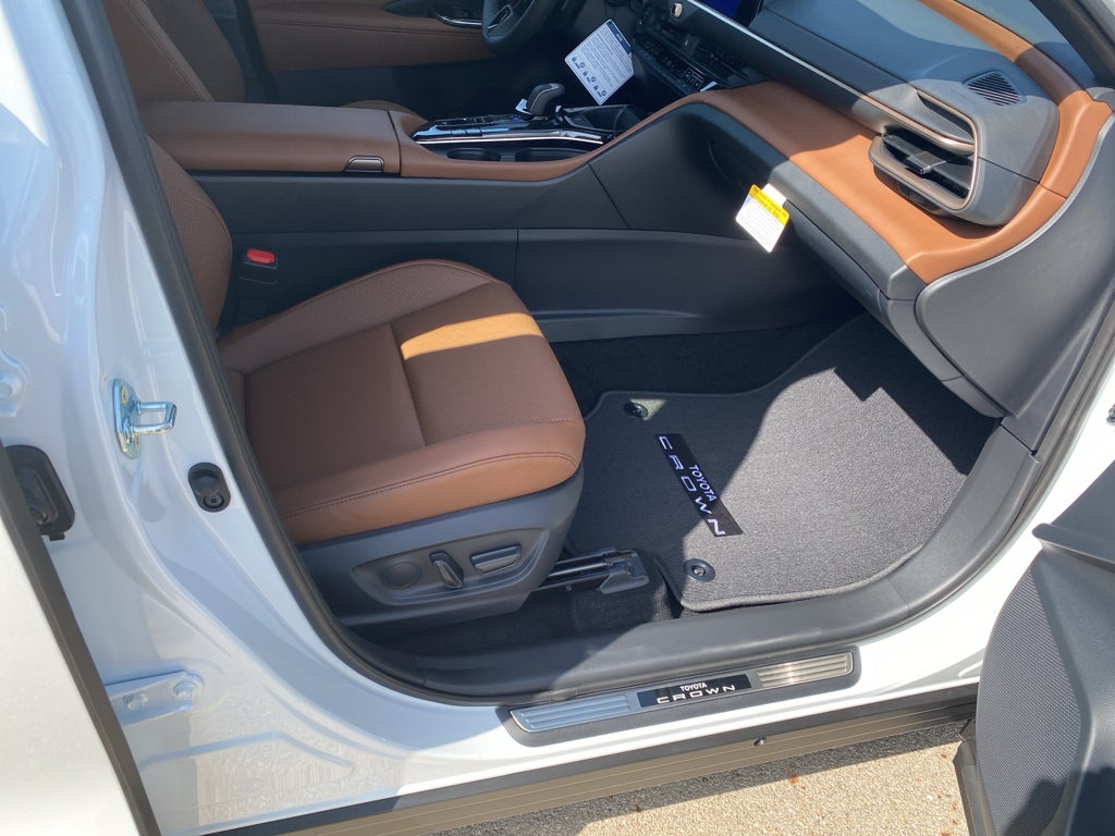 2026 Toyota Toyota Crown Signia Limited