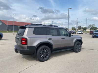 2026 Toyota Land Cruiser 4WD (Natl)