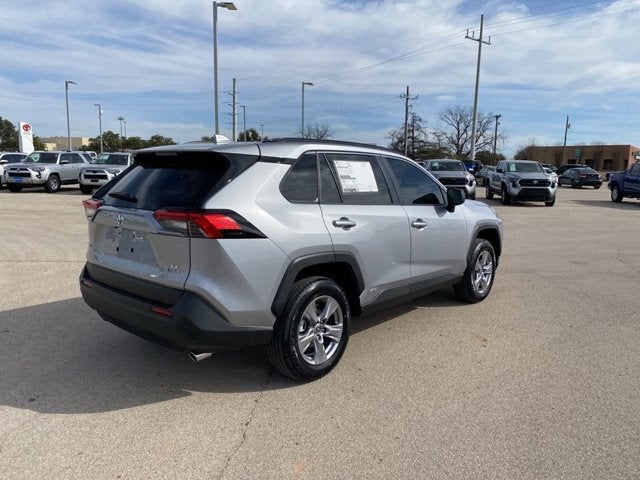 2025 Toyota RAV4 Hybrid LE