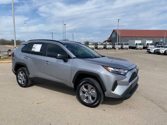 2025 Toyota RAV4 Hybrid LE