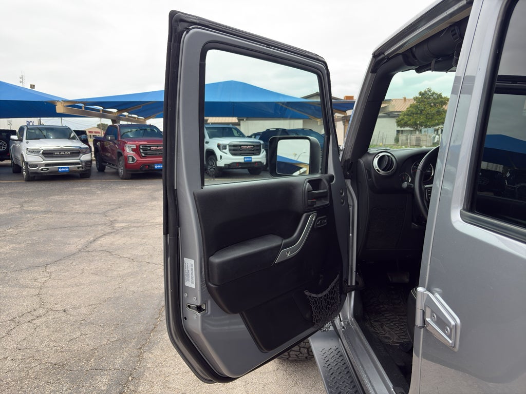2015 Jeep Wrangler Unlimited Sahara