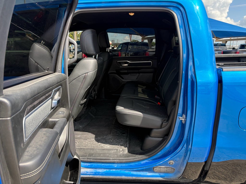 2022 RAM 1500 Big Horn Crew Cab 4x4 5'7' Box