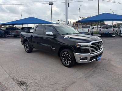 2025 RAM 1500 Laramie Crew Cab 4x4 5'7' Box