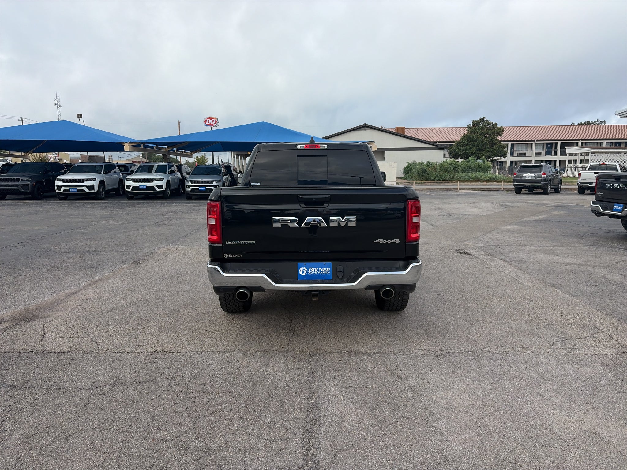 2025 RAM 1500 Laramie Crew Cab 4x4 5'7' Box