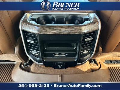 2020 RAM 1500 Laramie Crew Cab 4x4 5'7' Box