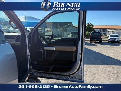 2022 Ford F-350 Lariat