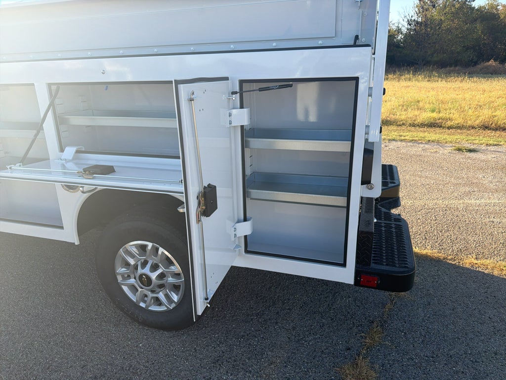 2026 Chevrolet Silverado 2500 HD Crew Cab, Long Bed, WT, RWD