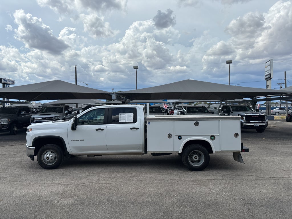 2021 Chevrolet Silverado 3500HD Chassis Work Truck