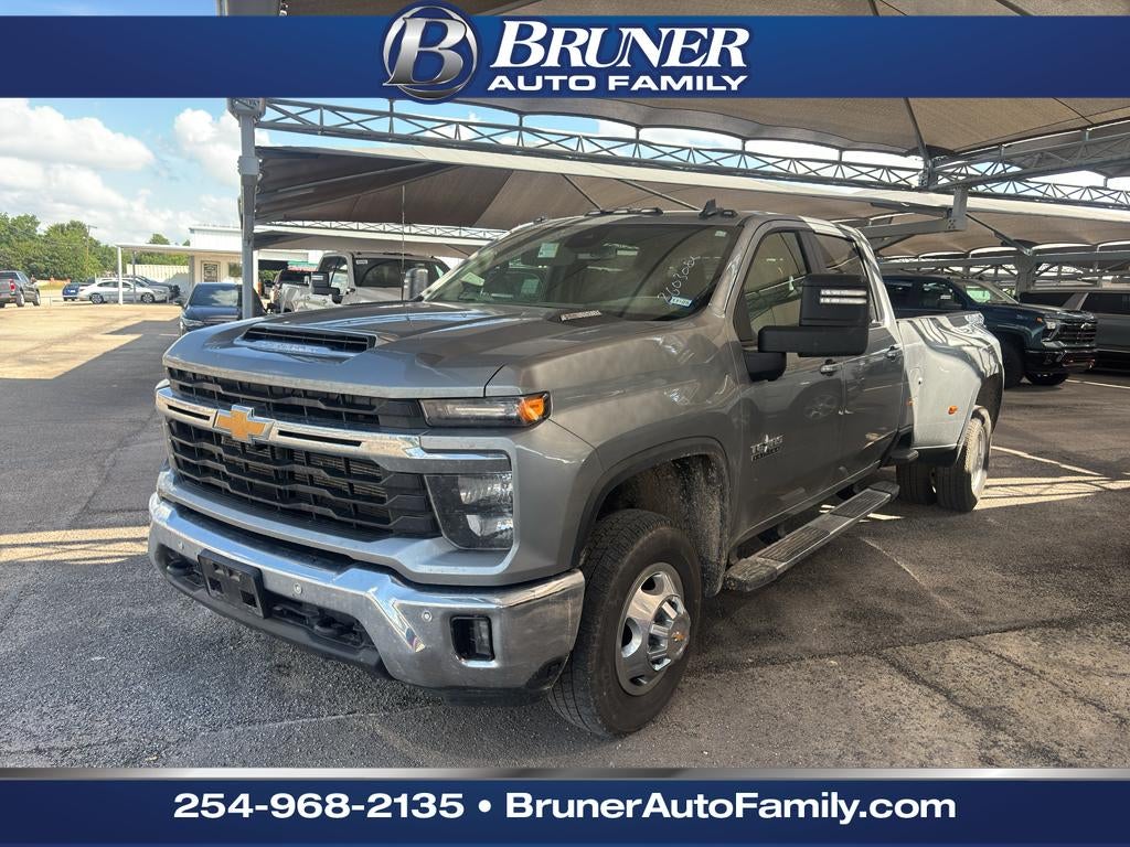2025 Chevrolet Silverado 3500HD 4WD Crew Cab Long Bed LT
