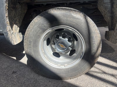 2025 Chevrolet Silverado 3500HD 4WD Crew Cab Long Bed LT