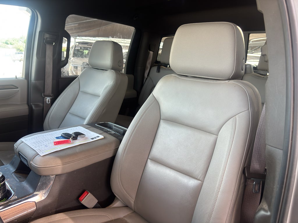 2025 Chevrolet Silverado 3500HD 4WD Crew Cab Long Bed LT