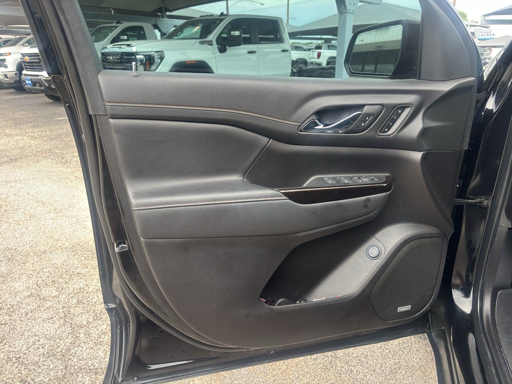2023 GMC Acadia AWD AT4